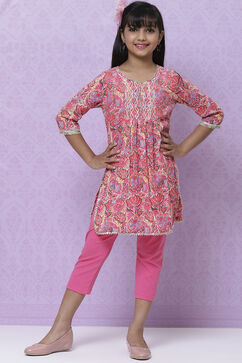 Pink Cotton Tunic And Capri Set image number 3
