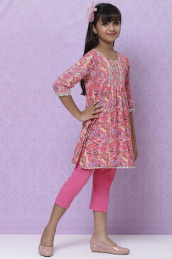 Pink Cotton Tunic And Capri Set image number 5
