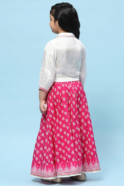 White Shirt Style Top Teamed With Pink Printed Lehenga  image number 4