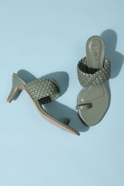 Green Pu Ring Toe Sandals image number 2