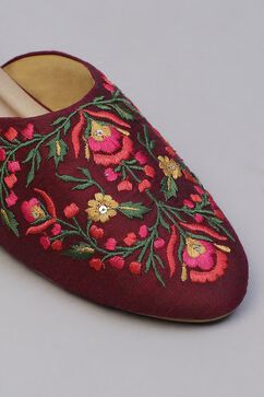 Magenta Embroidered Mules image number 3