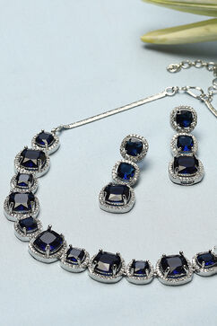 Navy Blue Brass Necklace Set image number 4
