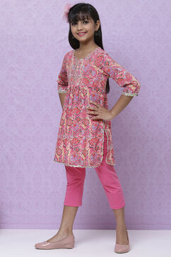 Pink Cotton Tunic And Capri Set image number 4