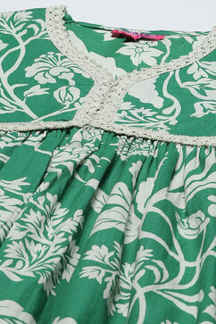 Green Printed Cotton Kurta And Pant Set image number 1